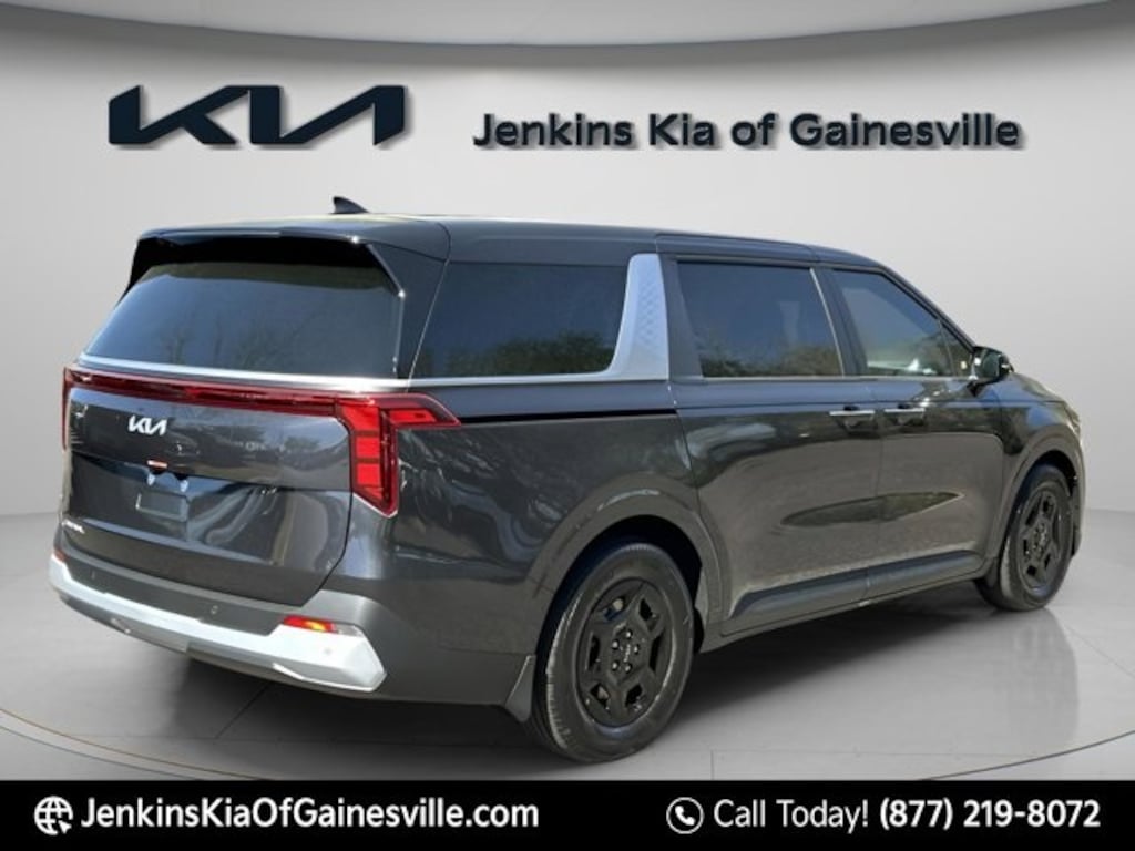 New 2026 Kia Carnival LXS Minivan/Van