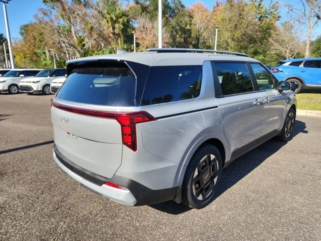 New 2026 Kia Carnival EX Minivan/Van