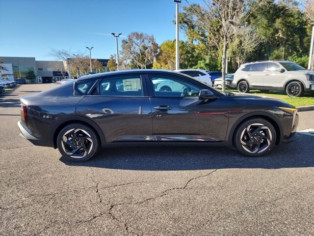 2025 Kia K4 EX photo 2