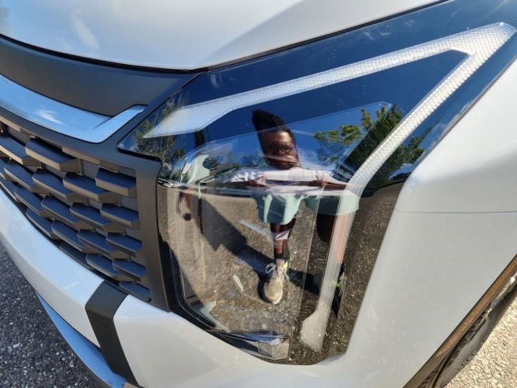 New 2026 Kia Sportage LX SUV