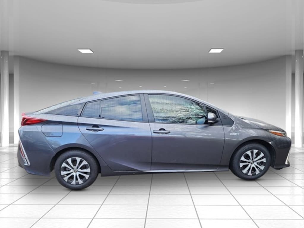 Used 2021 Toyota Prius Prime XLE Hatchback