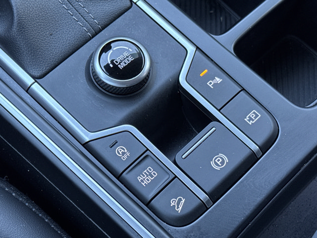 2025 Kia Sorento EX - Photo 18