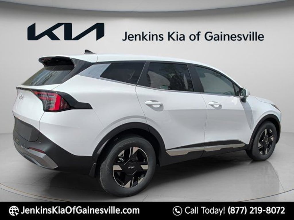 New 2026 Kia Sportage LX SUV