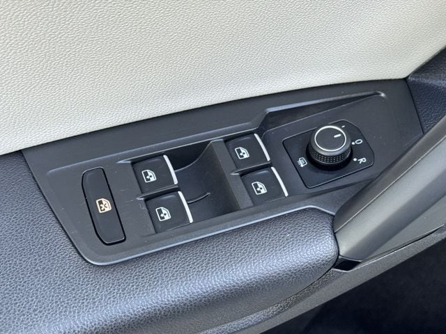 2019 Volkswagen Tiguan SE - Photo 21