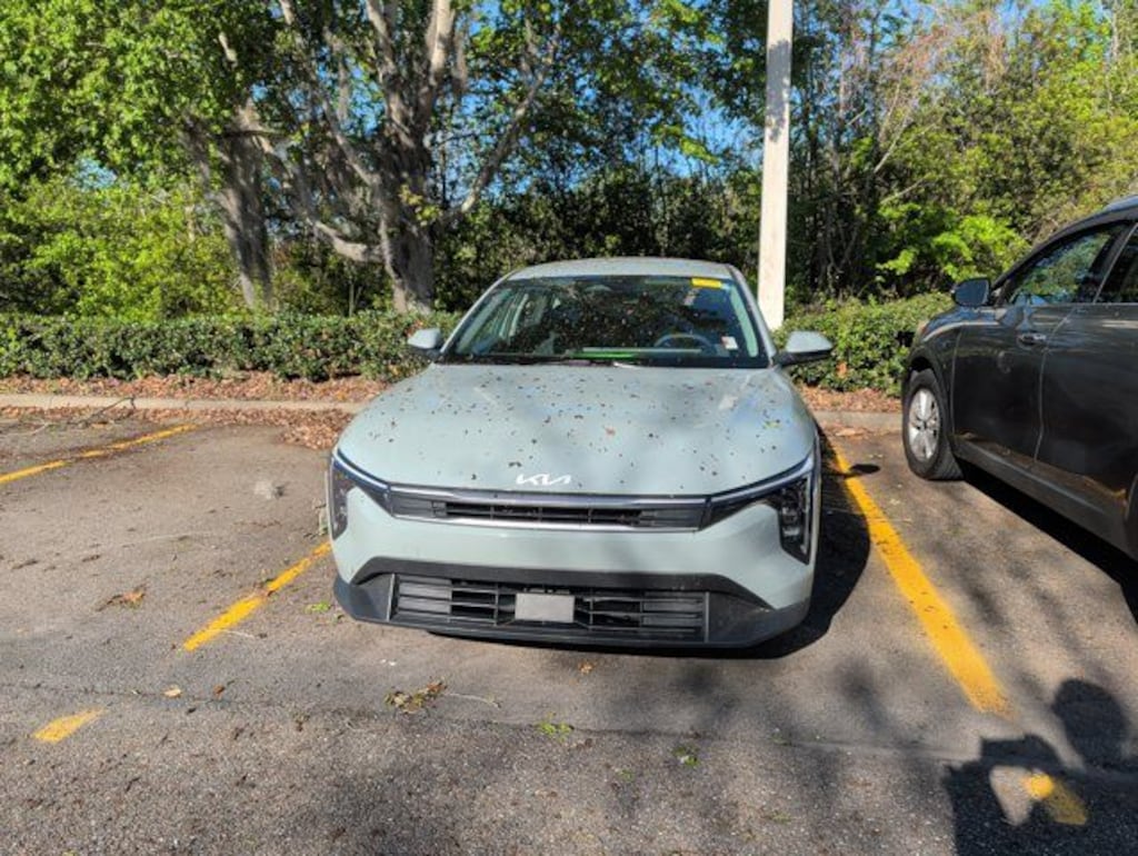 Used 2025 Kia K4 LXS Sedan