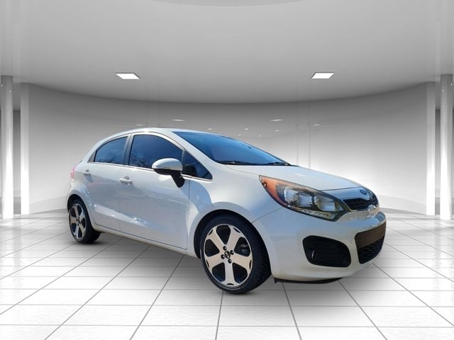 2012 Kia Rio 5-Door SX