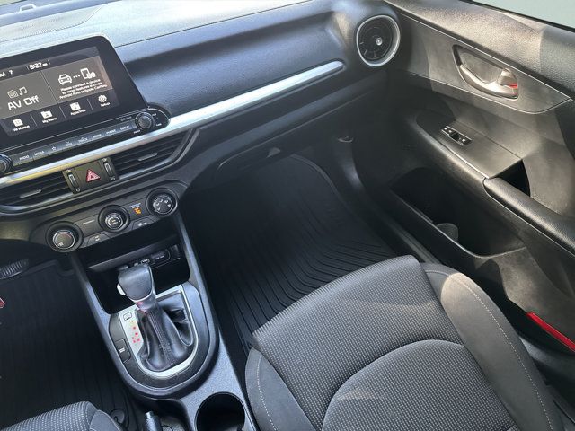 2020 Kia FORTE LXS - Photo 13
