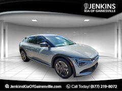 2025 Kia EV6 Light SUV