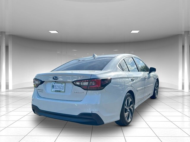 2022 Subaru Legacy Premium photo 3