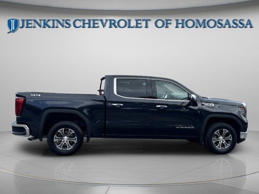 Used 2025 GMC Sierra 1500 SLT Truck