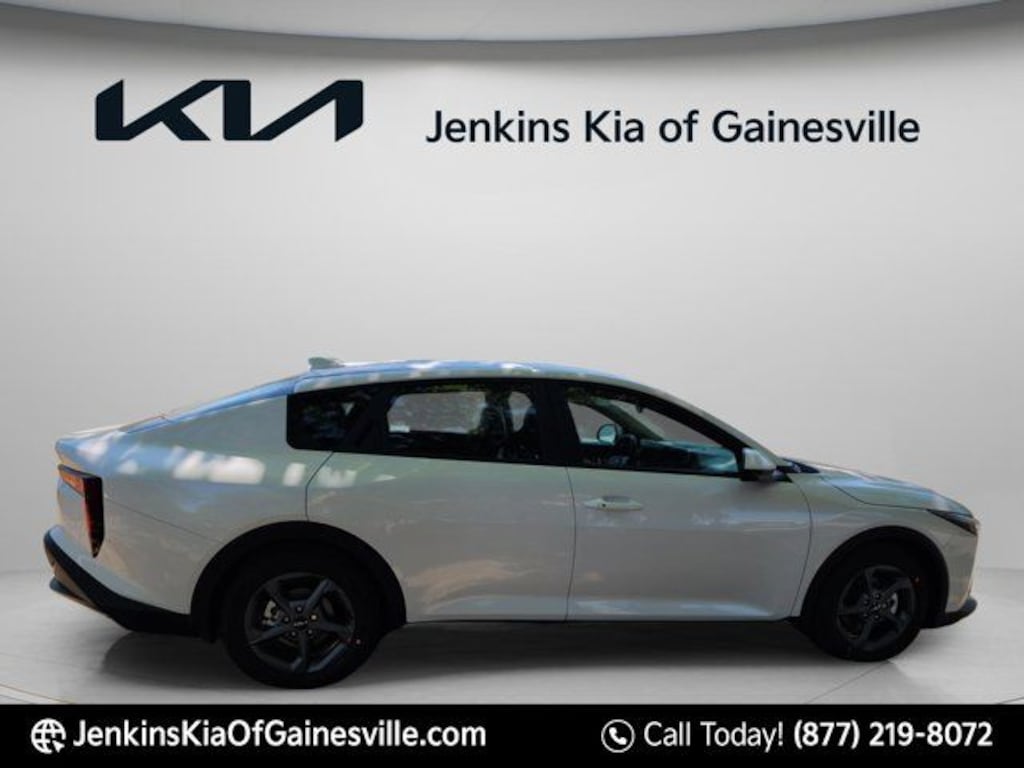 New 2026 Kia K4 LXS Sedan