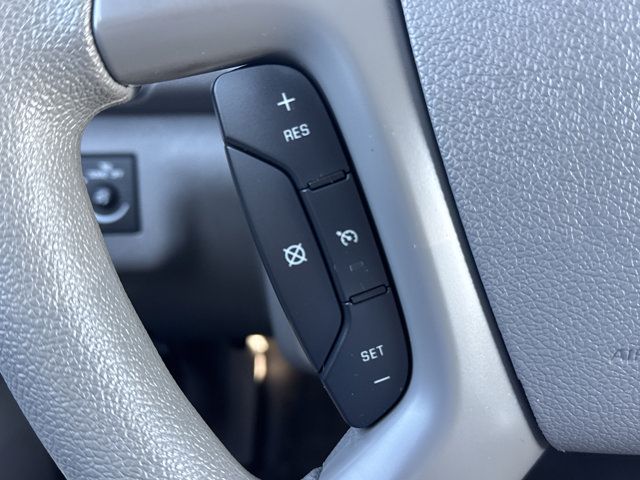 2017 Chevrolet Traverse LS - Photo 26