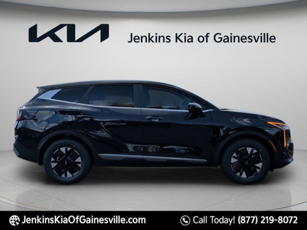 New 2026 Kia Sportage Hybrid LX SUV