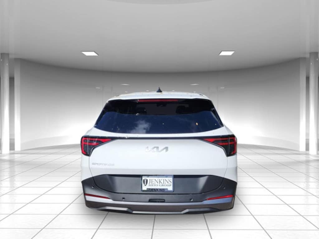 New 2026 Kia Sportage LX SUV