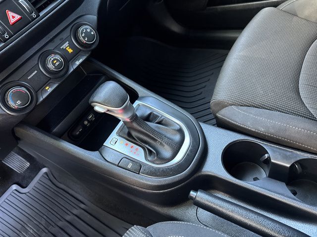 2020 Kia FORTE LXS - Photo 24