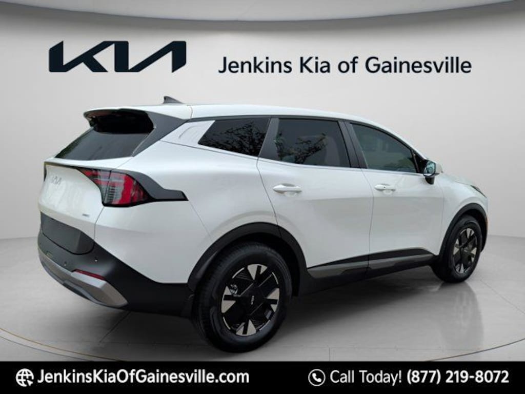 New 2026 Kia Sportage Hybrid LX SUV