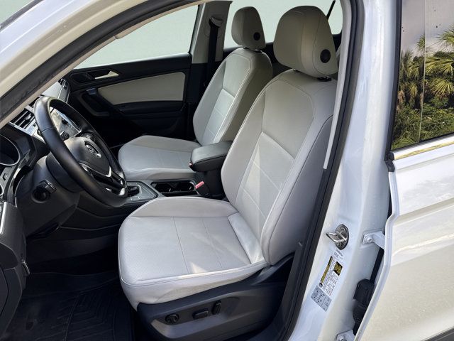 2019 Volkswagen Tiguan SE - Photo 22
