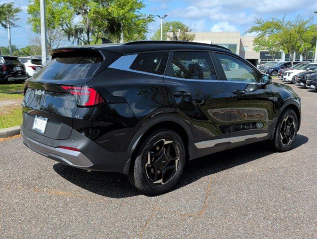 New 2026 Kia Sportage EX SUV