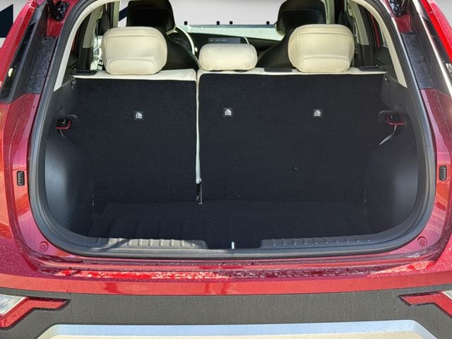2026 Kia Niro LX - Photo 26