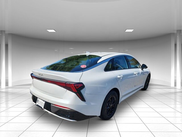 2026 Kia K5 LXS photo 2