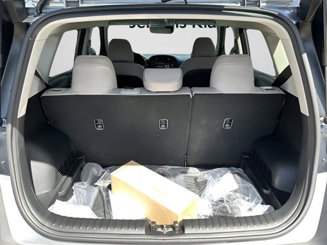 2023 Kia Soul LX - Photo 6