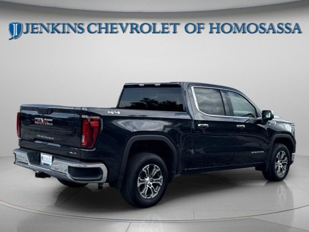 Used 2025 GMC Sierra 1500 SLT Truck