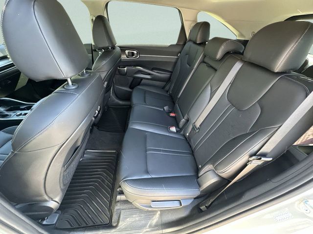 2026 Kia Sorento S - Photo 11