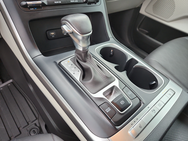 2024 Kia Carnival LX Seat Pkg - Photo 22