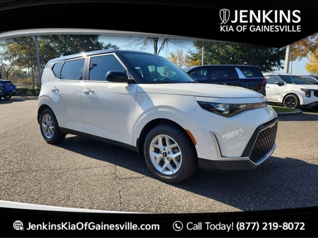 2025 Kia Soul S's photo