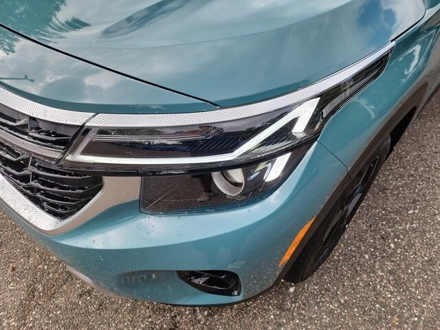 2026 Kia Seltos EX photo 4