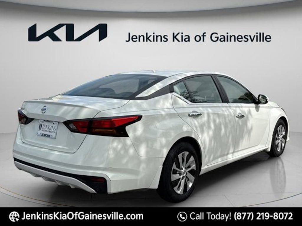Used 2022 Nissan Altima 2.5 S Sedan