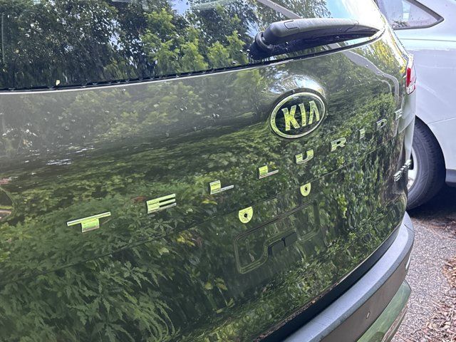 2021 Kia Telluride EX - Photo 9