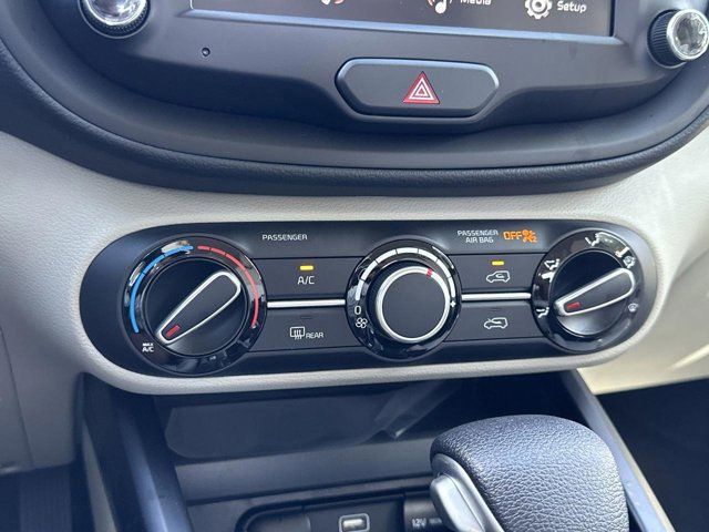 2023 Kia Soul LX - Photo 19