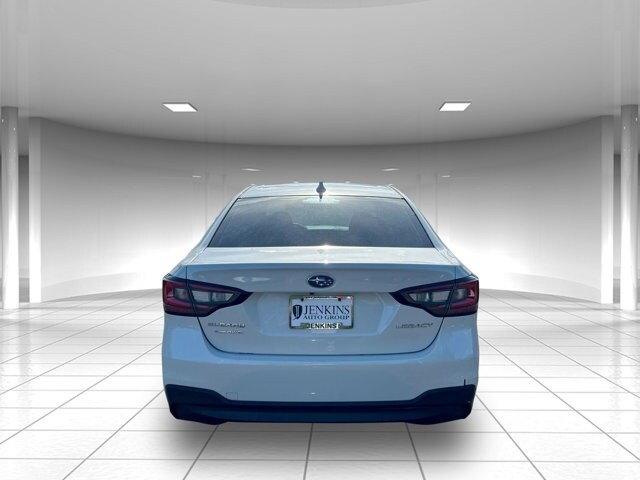 2022 Subaru Legacy Premium photo 4