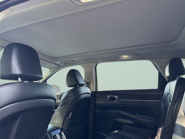 2025 Kia Sorento X-Line SX - Photo 19