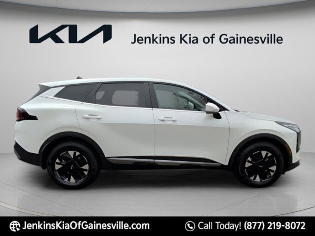 New 2026 Kia Sportage Hybrid LX SUV