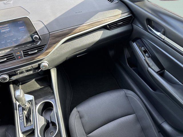 2023 Nissan Altima SV - Photo 15