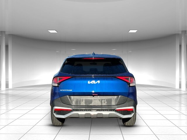2025 Kia Sportage EX photo 4