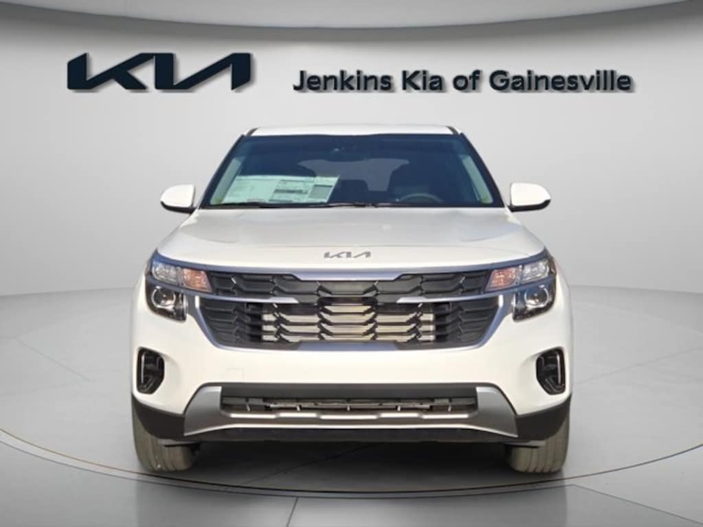 New 2026 Kia Seltos LX SUV