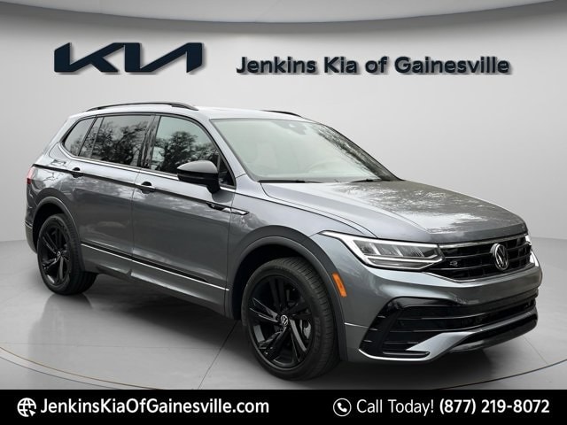 2023 Volkswagen Tiguan SE R-LINE BLACK