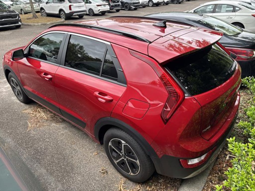 Used 2026 Kia Niro LX SUV