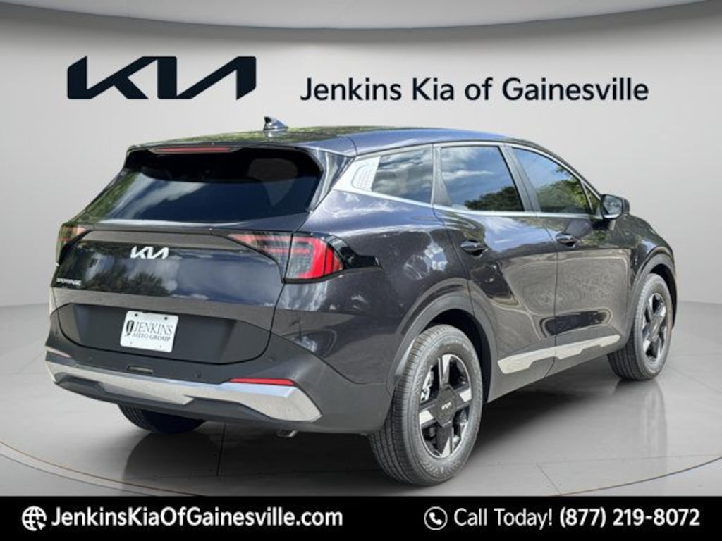 New 2026 Kia Sportage LX SUV
