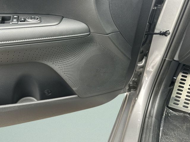 2023 Kia Forte GT-Line - Photo 18
