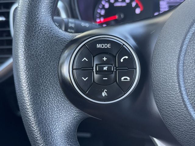 2021 Kia Soul LX - Photo 29