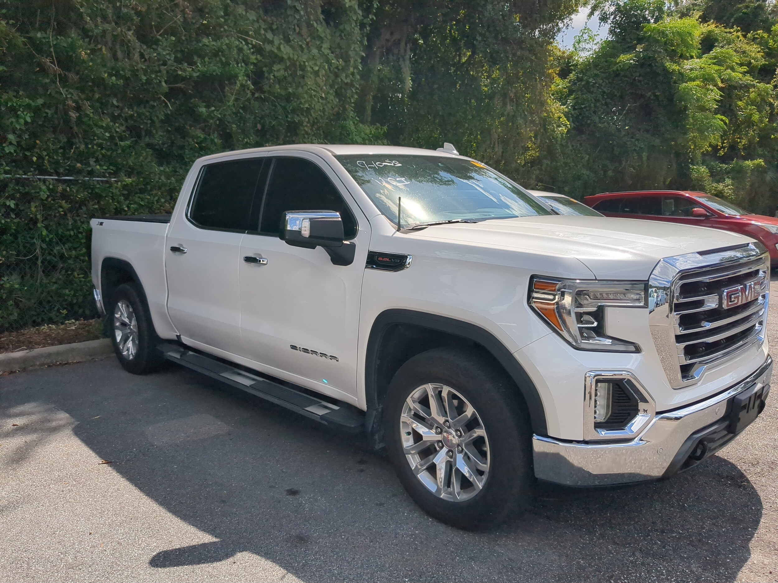 2019 Gmc Sierra 1500 SLT photo 2