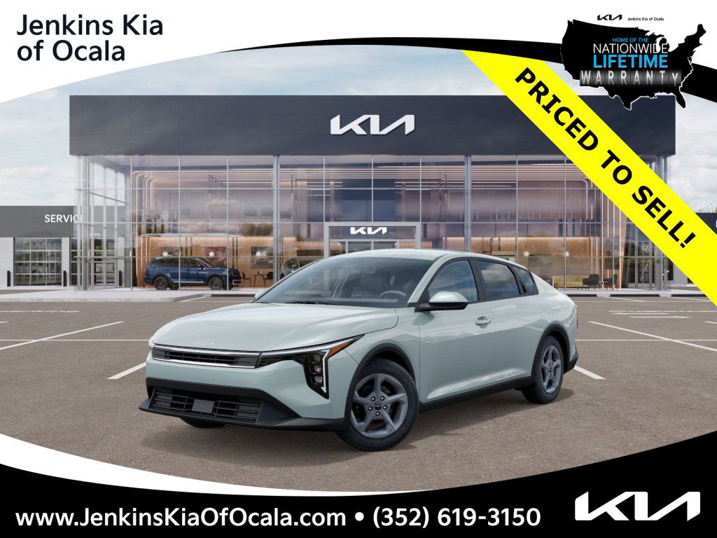 2025 Kia K4 LXS's photo
