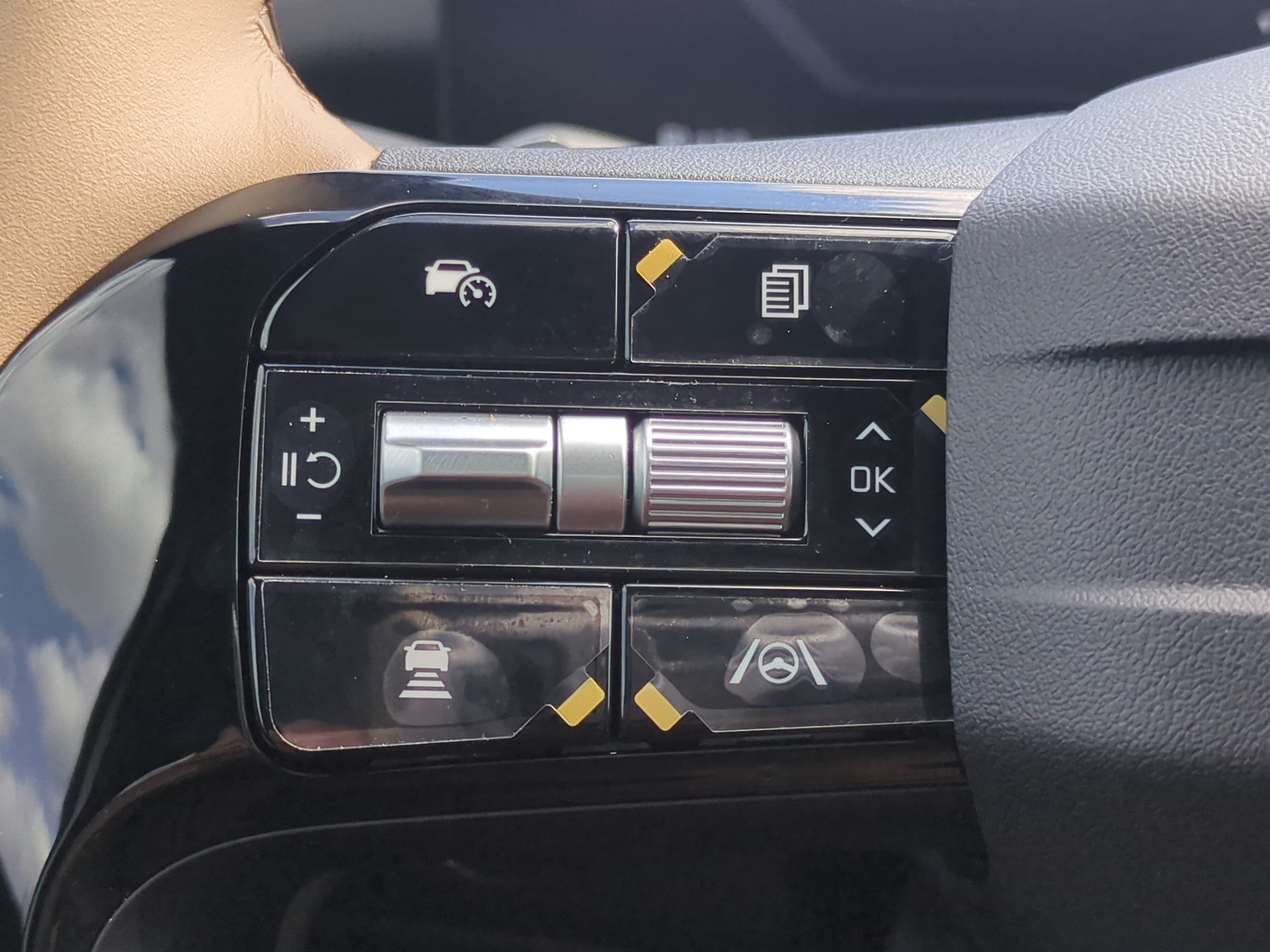 2026 Kia Sorento X-Line SX Prestige - Photo 17