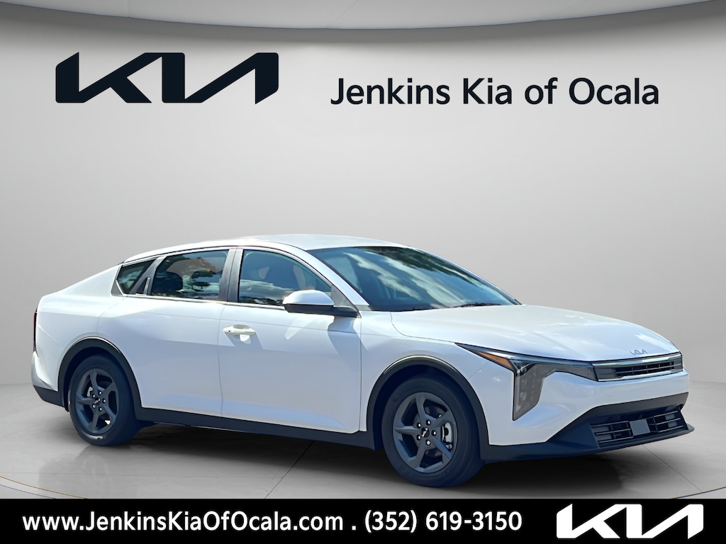 New 2026 Kia K4 LXS Sedan