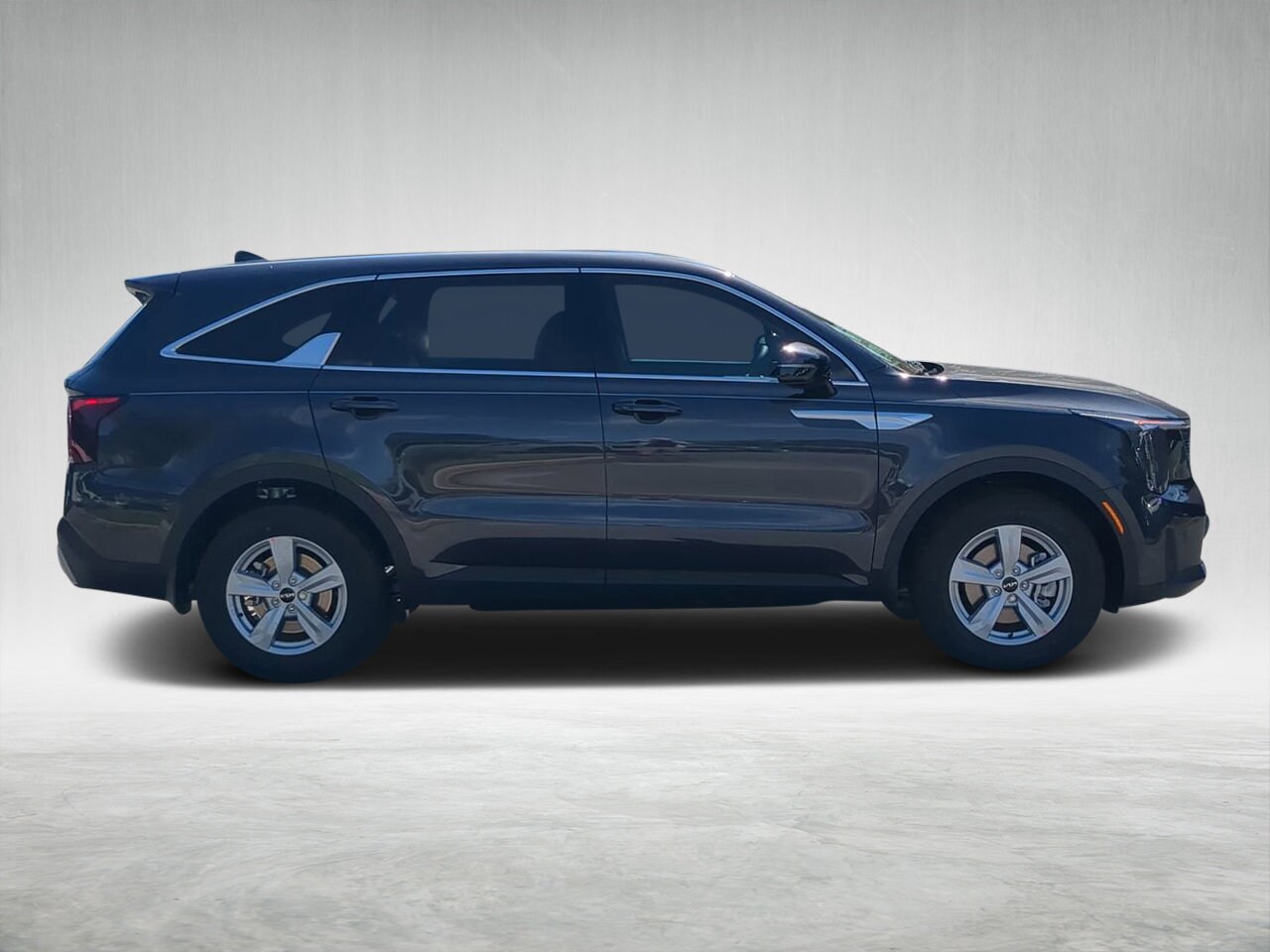 2026 Kia Sorento LX photo 2