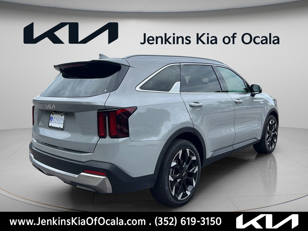 Used 2025 Kia Sorento EX SUV